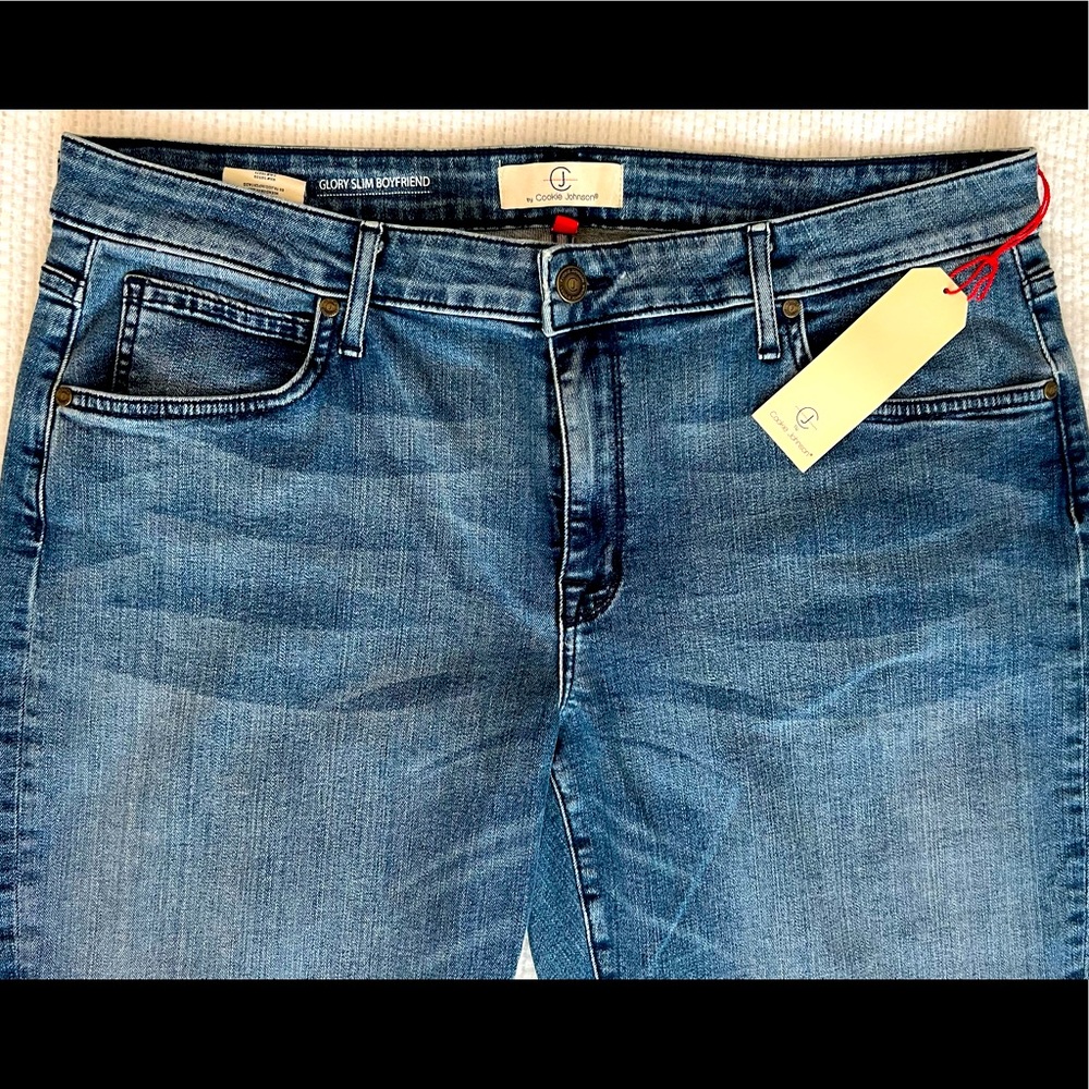 Hard to find Cookie Johnson Jeans!! Glory style. New with Tags! Size 34